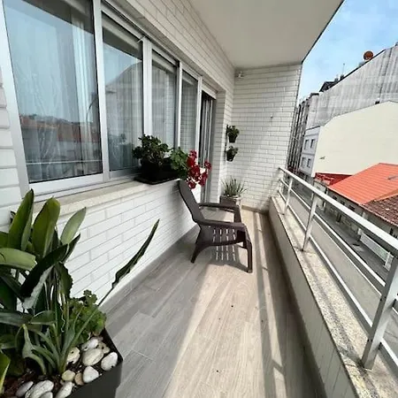 Apartamento En El Centro De O Grove Exterior foto